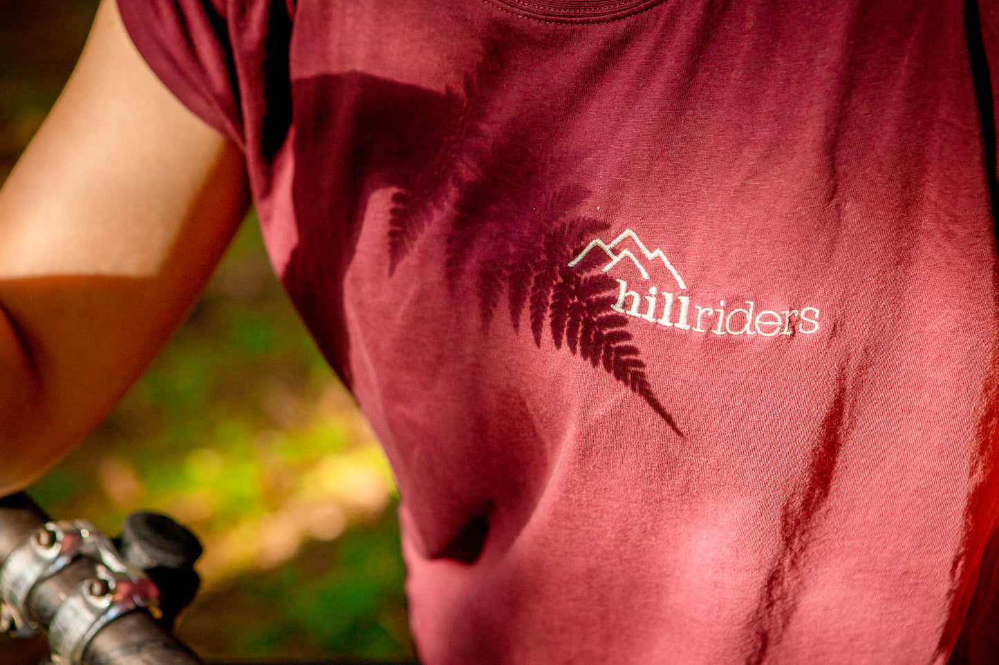 Woman extended Shoulder Tee